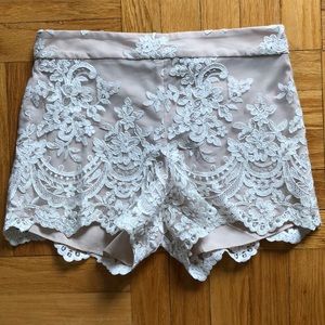 Alice and Olivia lace Shorts